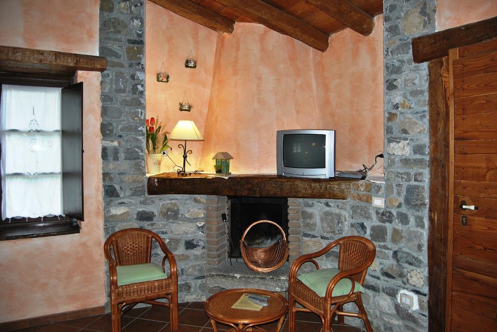 Le Macine Del Confluente Bed & Breakfast Badalucco Exterior foto