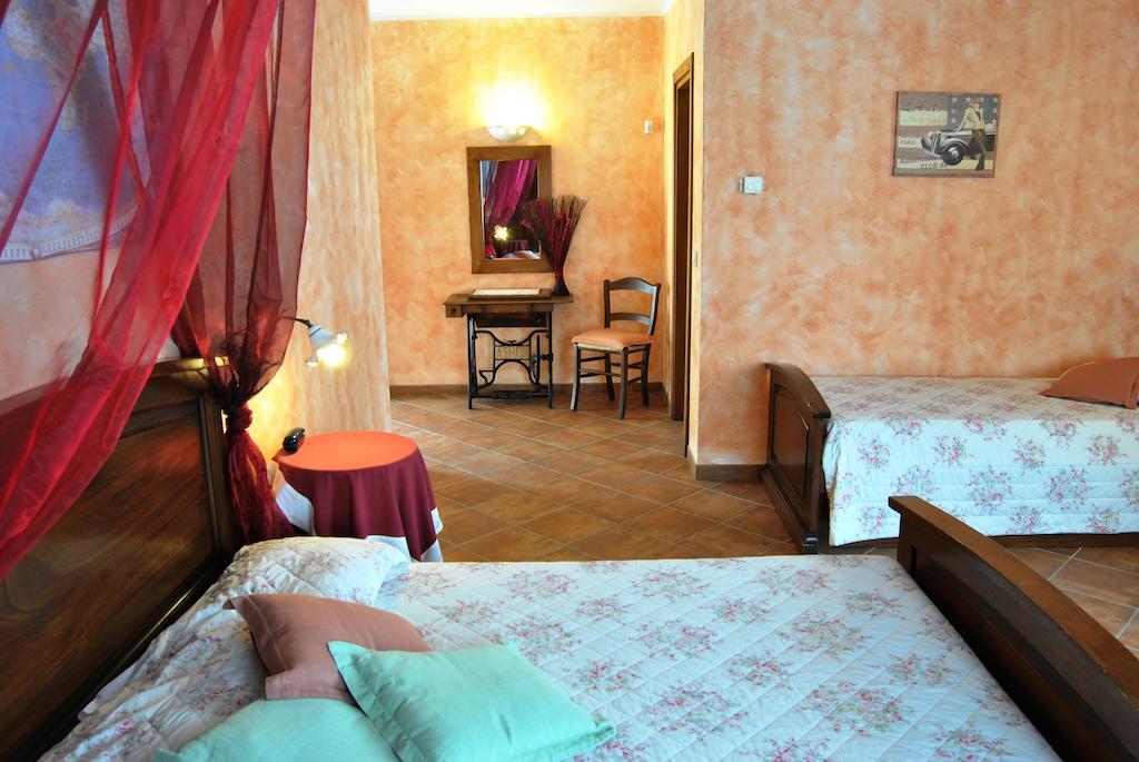 Le Macine Del Confluente Bed & Breakfast Badalucco Exterior foto