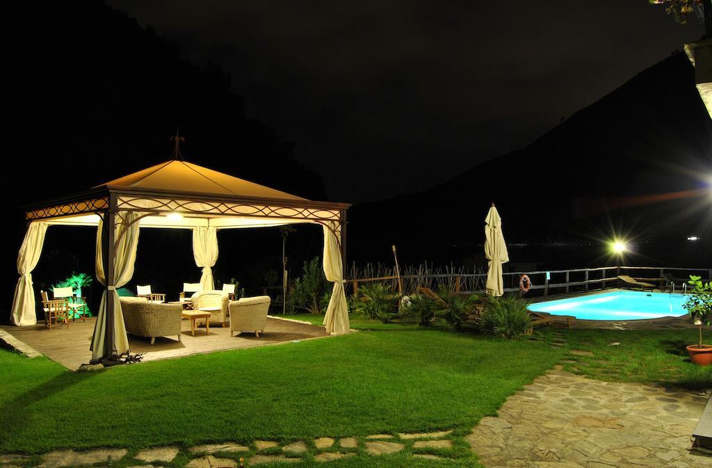 Le Macine Del Confluente Bed & Breakfast Badalucco Exterior foto