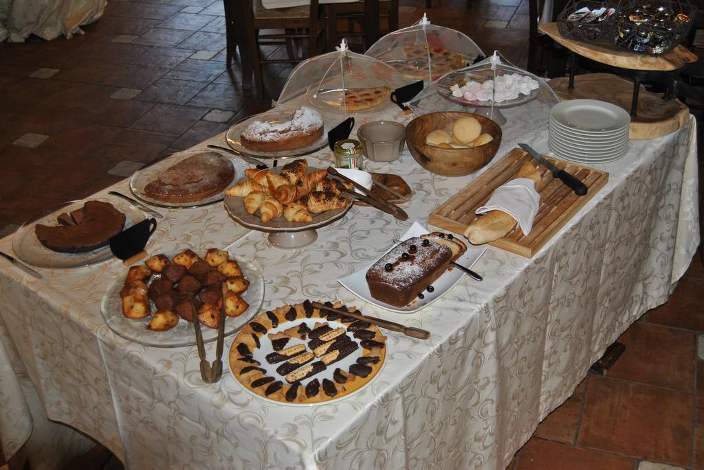 Le Macine Del Confluente Bed & Breakfast Badalucco Exterior foto